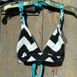 NWT Carve Designs Bikini Top size SM. Reversible!